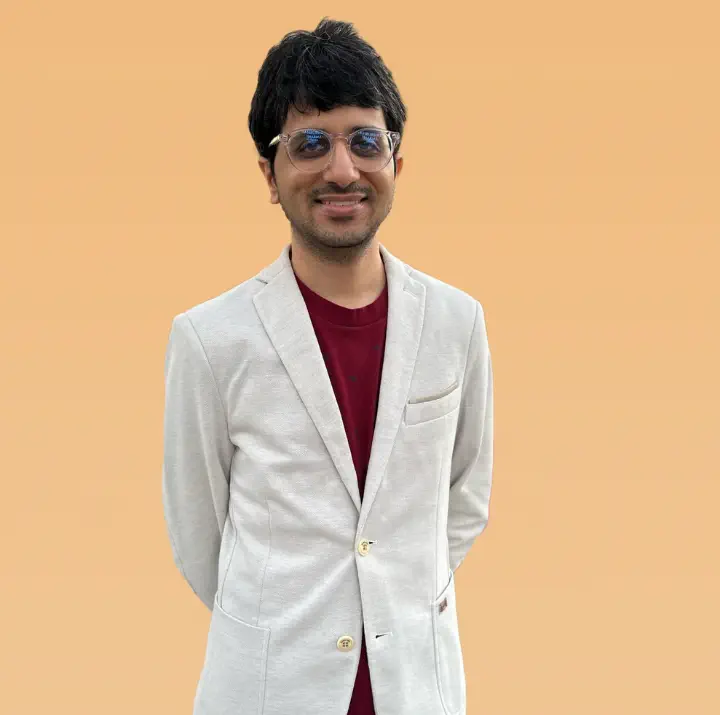 /images/members/Akhil Arora.png