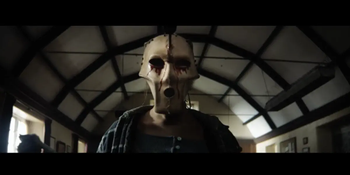 Image of scene from the film 28 Years Later