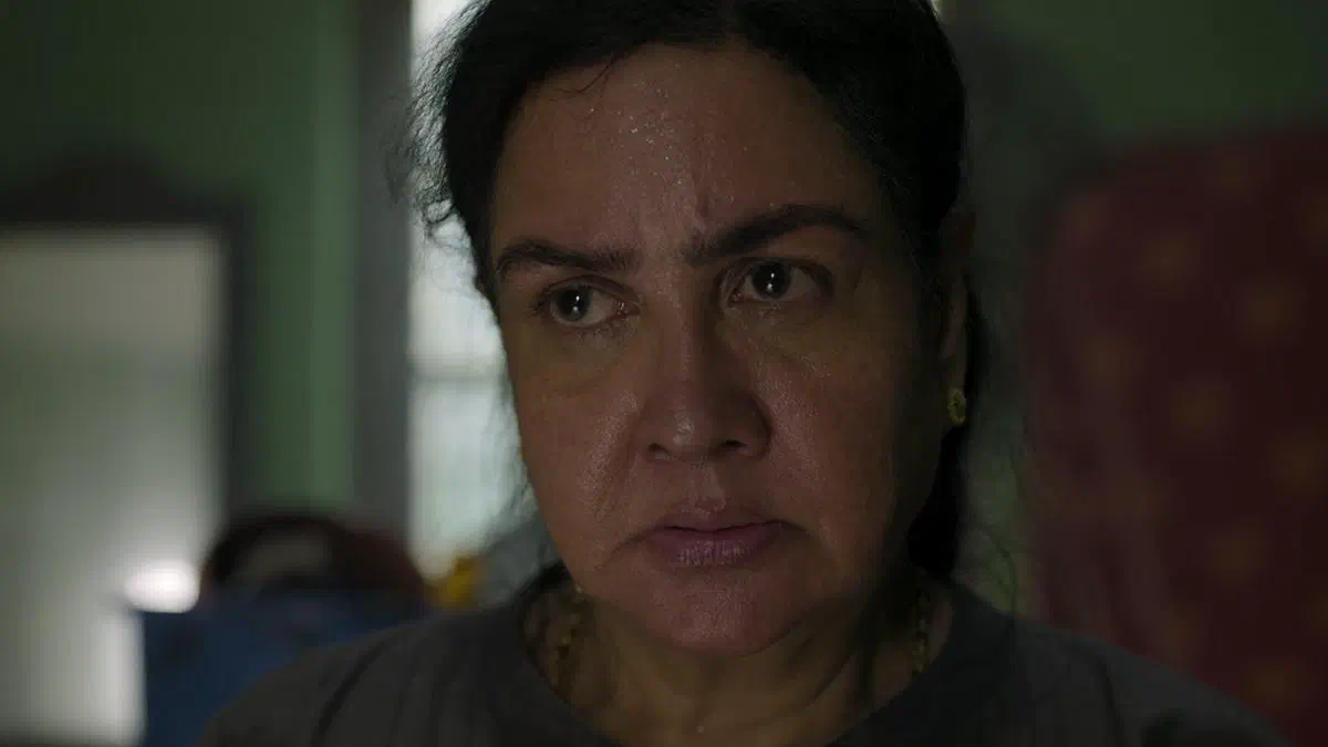 Image of scene from the film Aasha