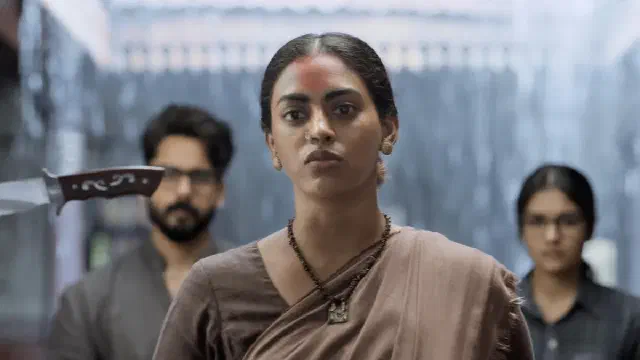 Image of scene from the film Agadha