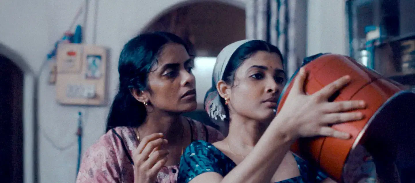 Image of scene from the film All We Imagine as Light