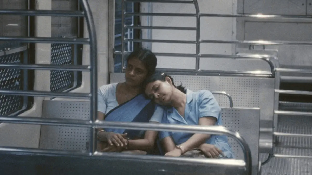 Image of scene from the film All We Imagine as Light