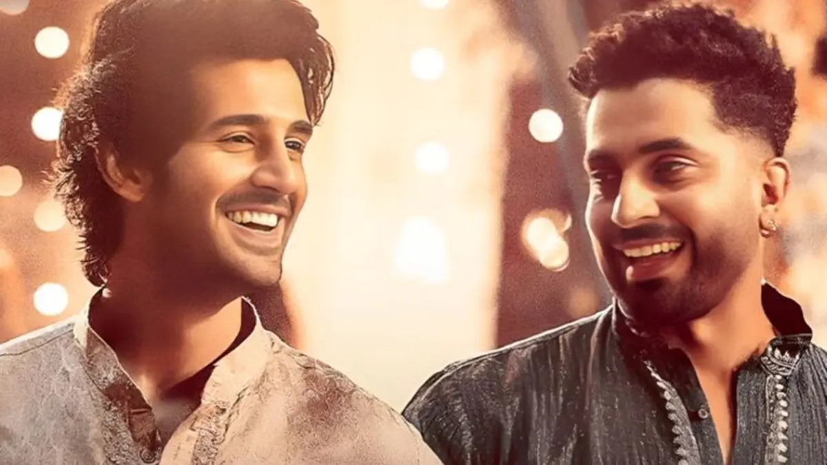 Image of scene from the film Amar Prem Ki Prem Kahani