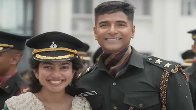 Image of scene from the film Amaran