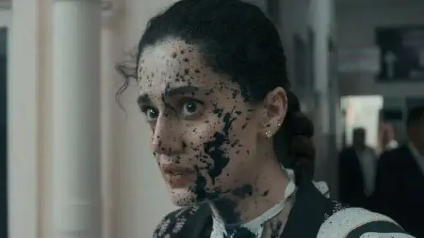 Image of scene from the film Assi