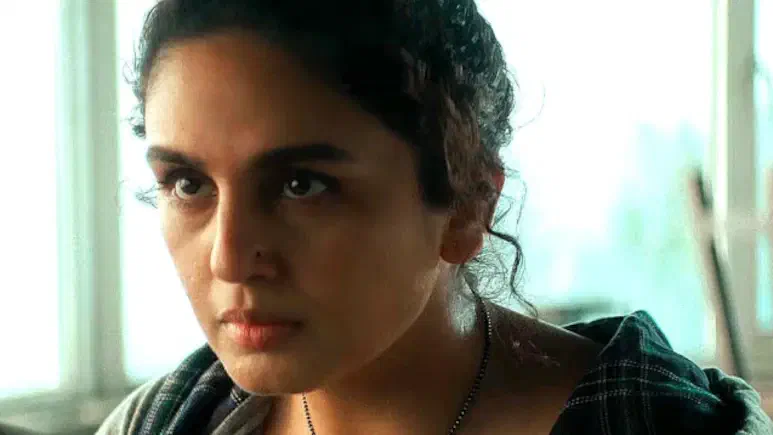 Image of scene from the film Baby Do Die Do