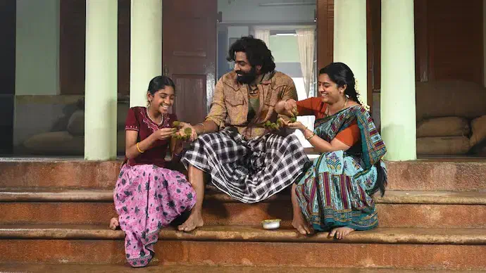 Image of scene from the film Baththa
