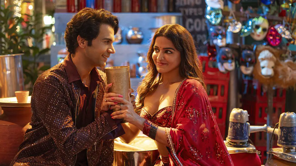 Image of scene from the film Bhool Chuk Maaf