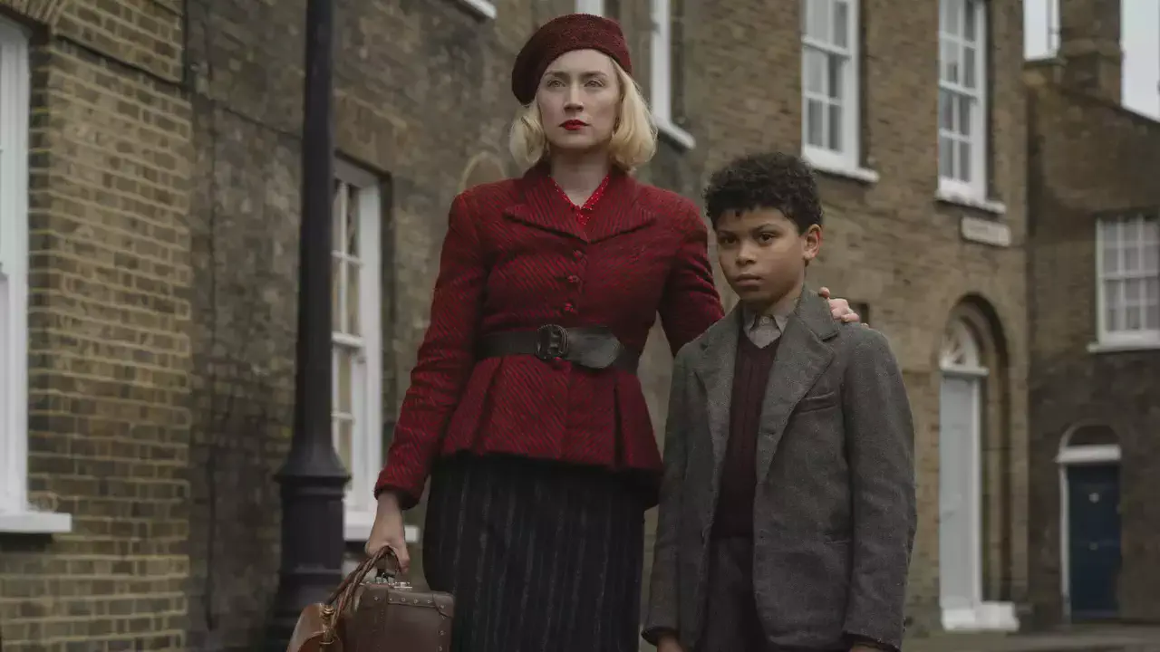 Image of scene from the film Blitz