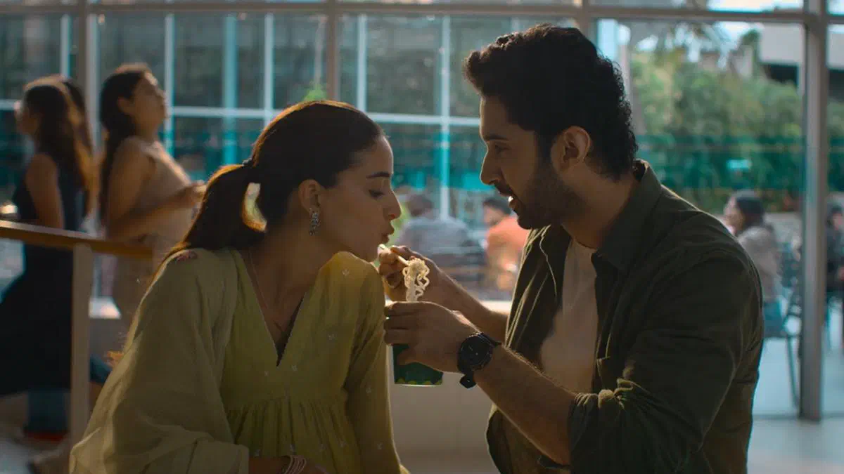 Image of scene from the film Chand Mera Dil