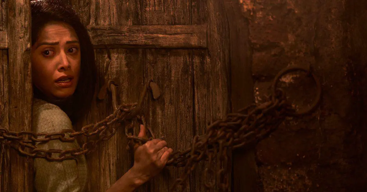 Image of scene from the film Chhorii 2