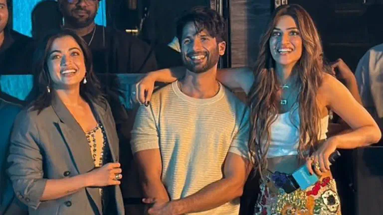 Image of scene from the film Cocktail 2