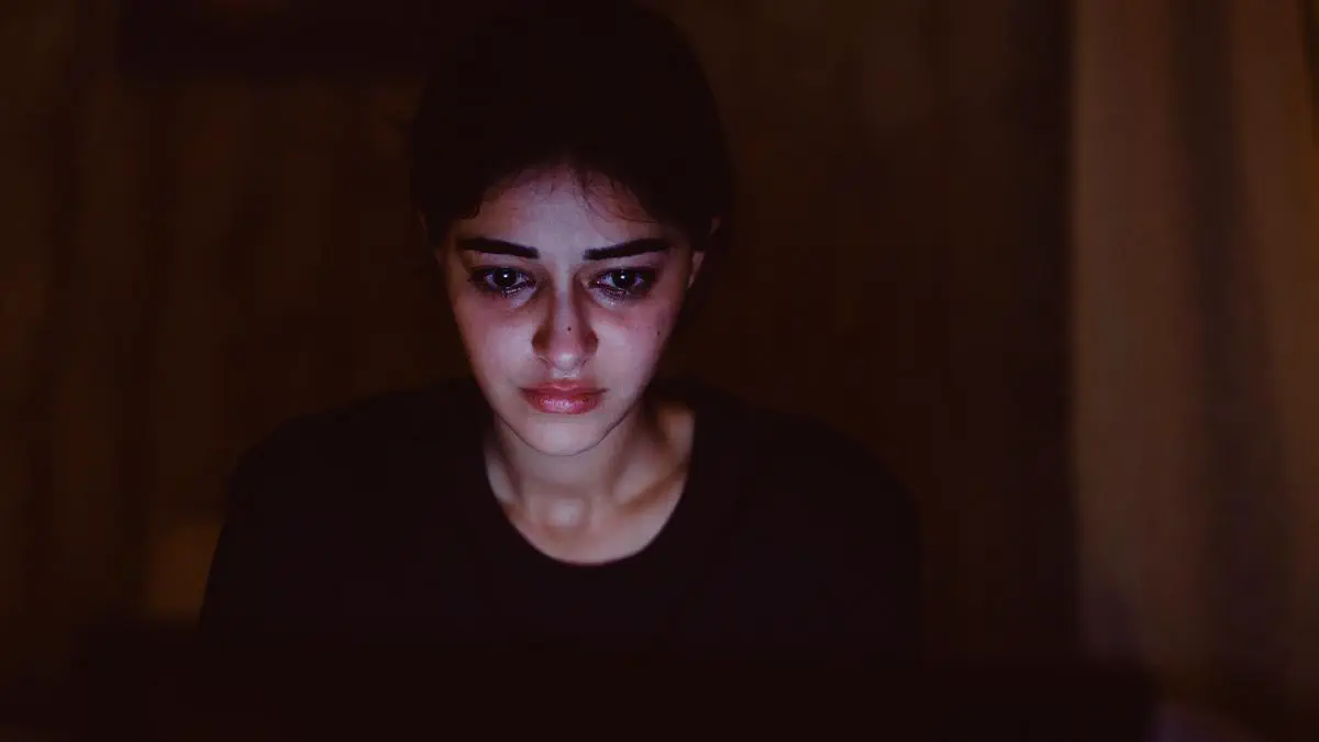 Image of scene from the film CTRL