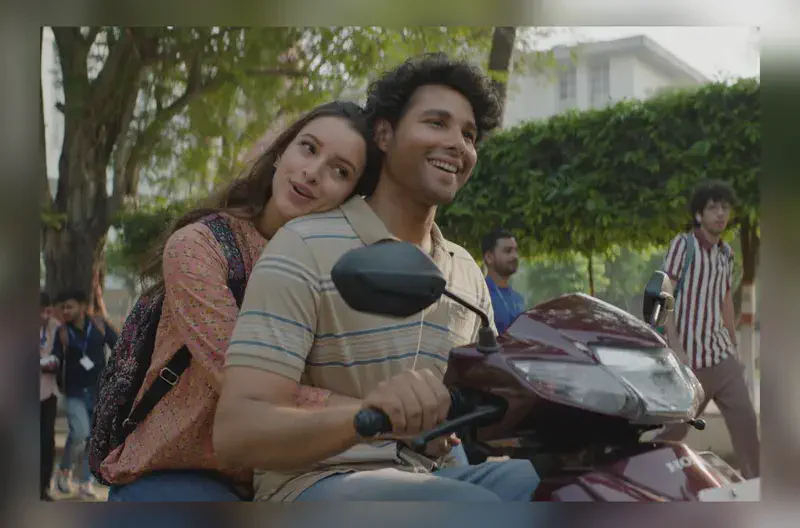 Image of scene from the film Dhadak 2