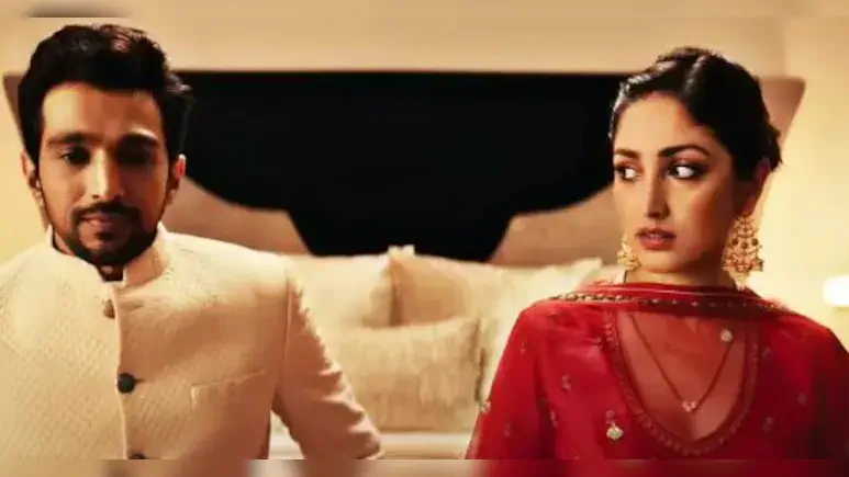 Image of scene from the film Dhoom Dhaam