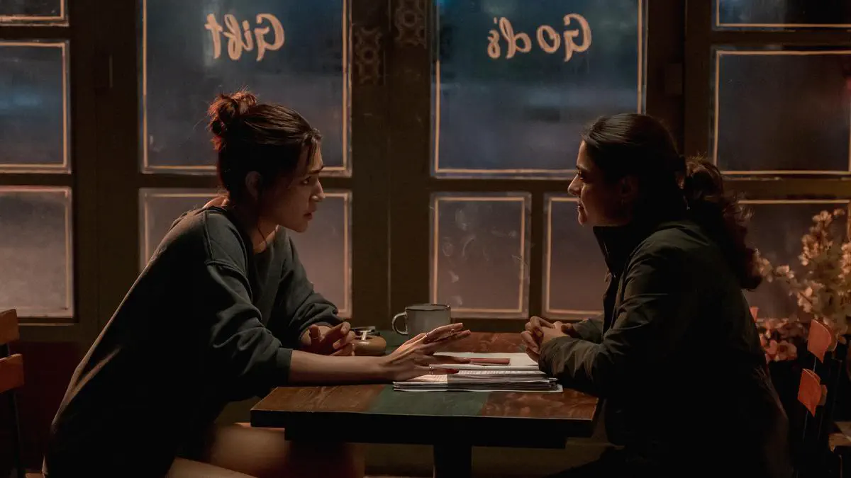 Image of scene from the film Do Patti