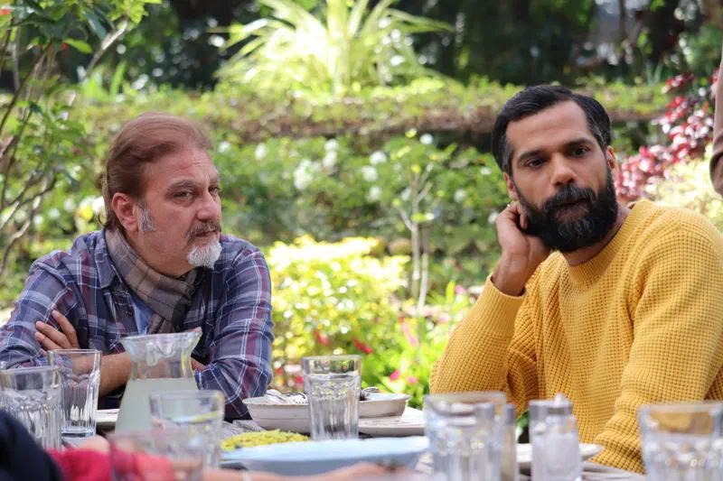 Image of scene from the film Everybody Loves Sohrab Handa