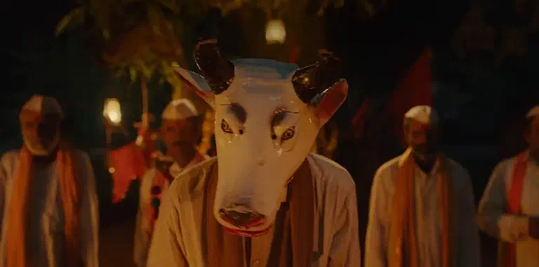 Image of scene from the film Gondhal