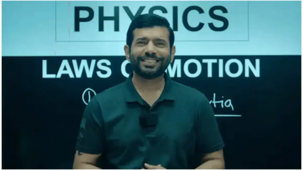 Image of scene from the film Hello Bachhon