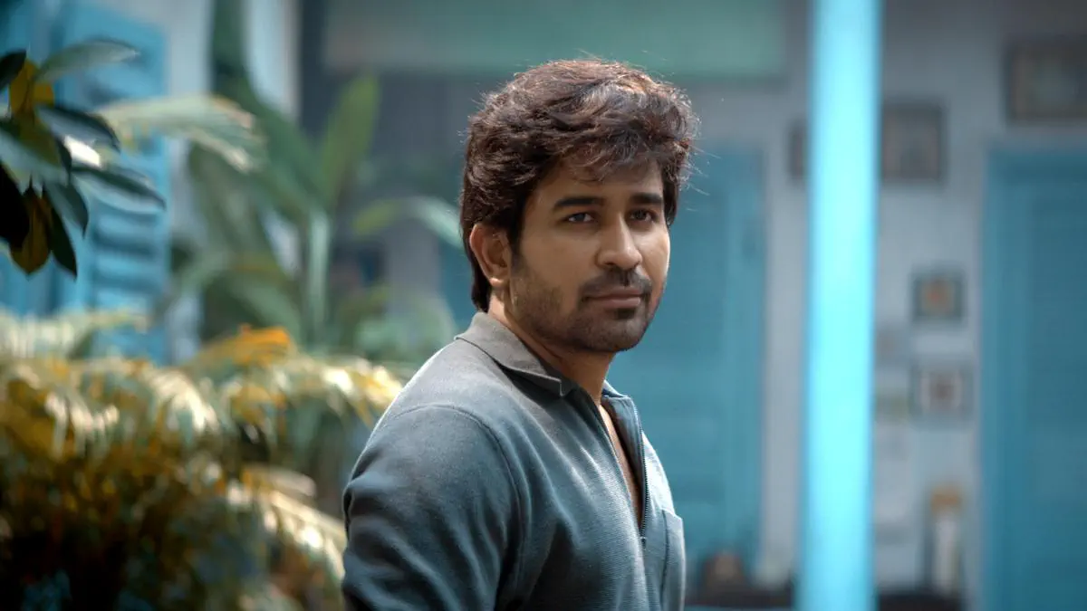 Image of scene from the film Hitler