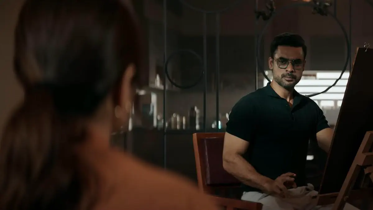 Image of scene from the film Identity