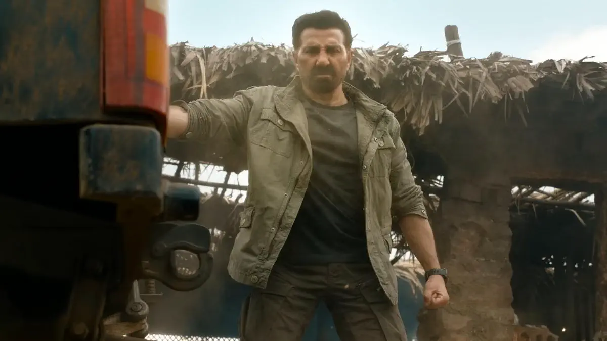 Image of scene from the film Jaat