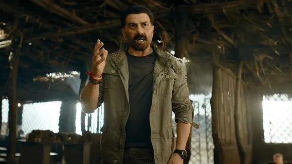 Image of scene from the film Jaat