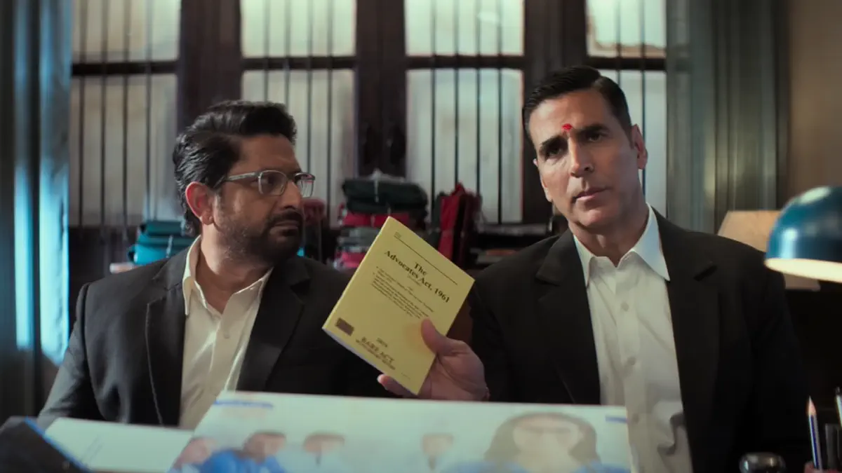 Image of scene from the film Jolly LLB 3