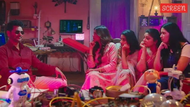 Image of scene from the film Jolly O Gymkhana