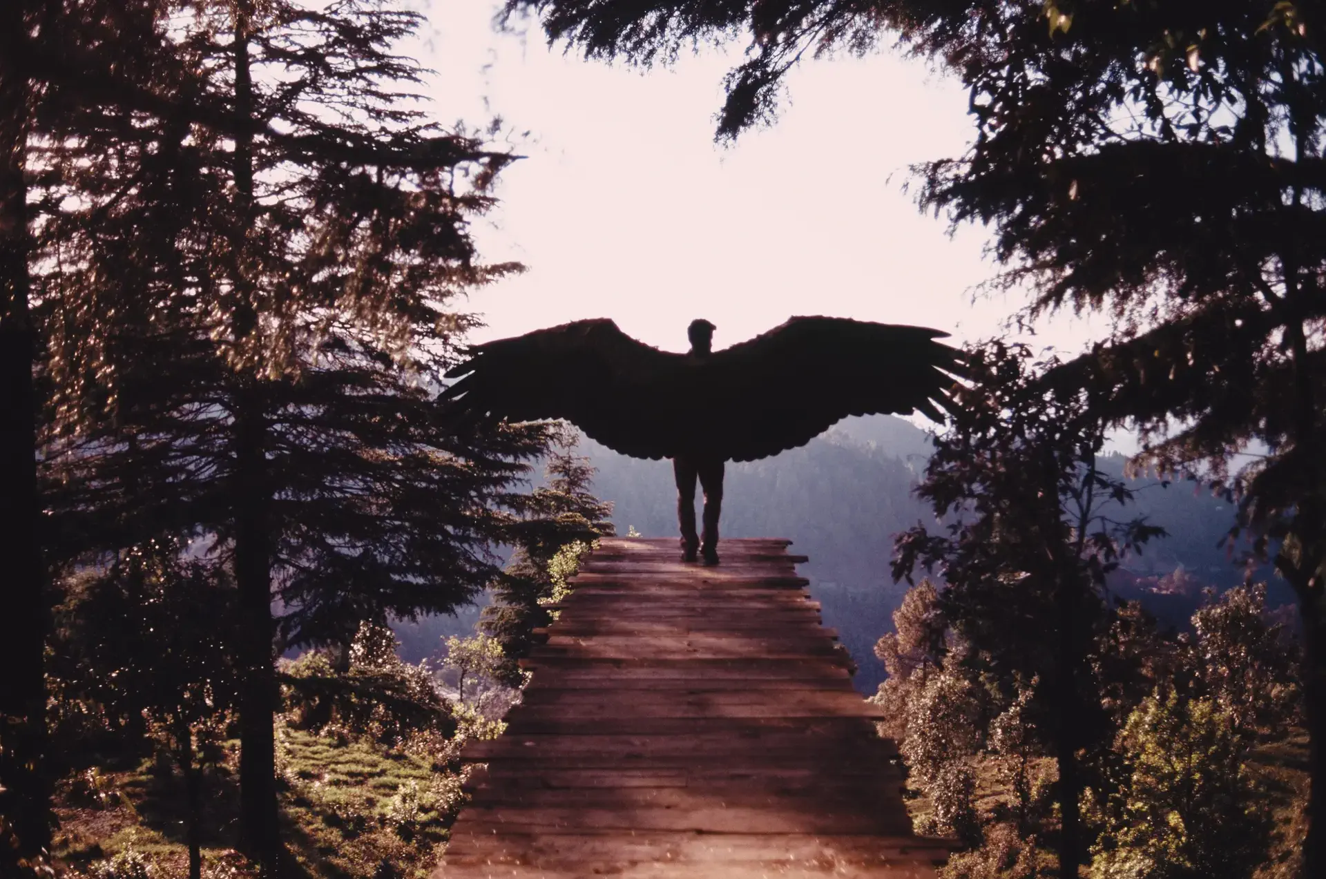 Image of scene from the film Jugnuma