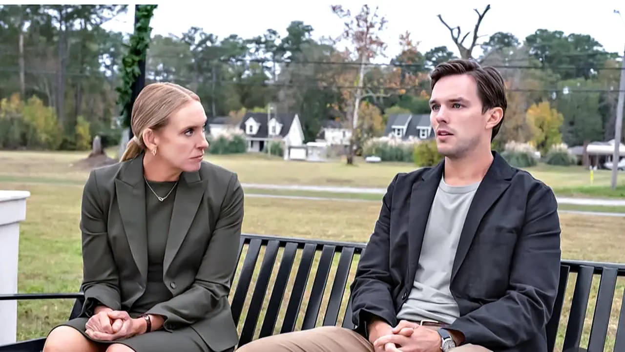 Image of scene from the film Juror #2