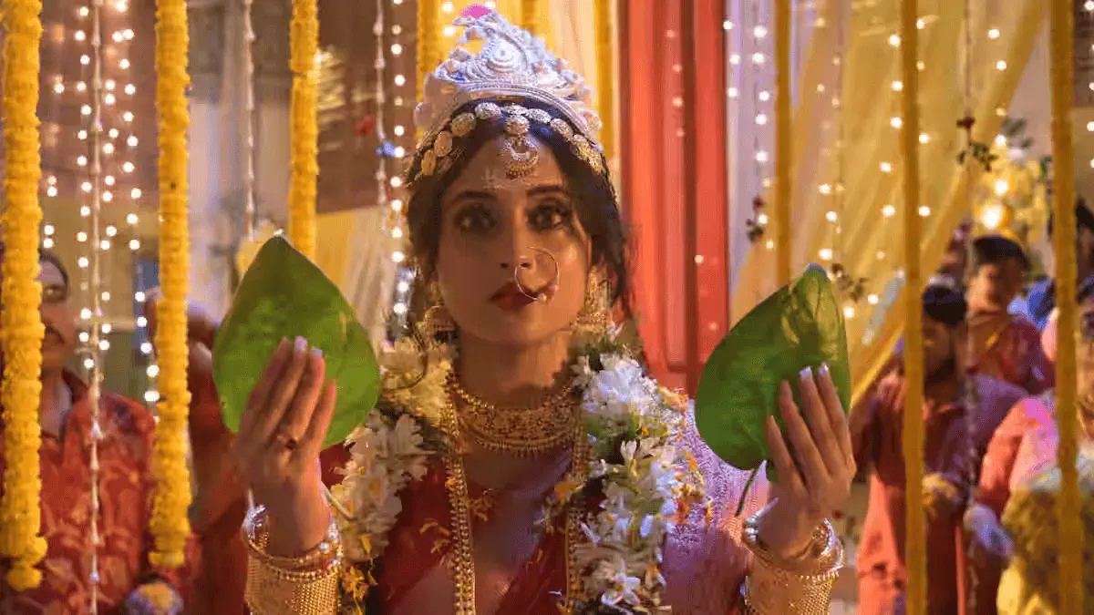 Image of scene from the film Kaalratri