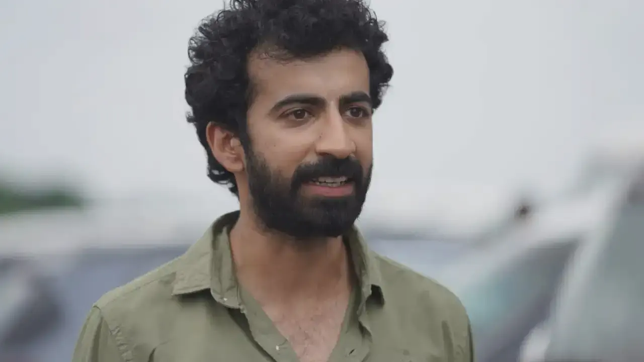 Image of scene from the film Kankhajura