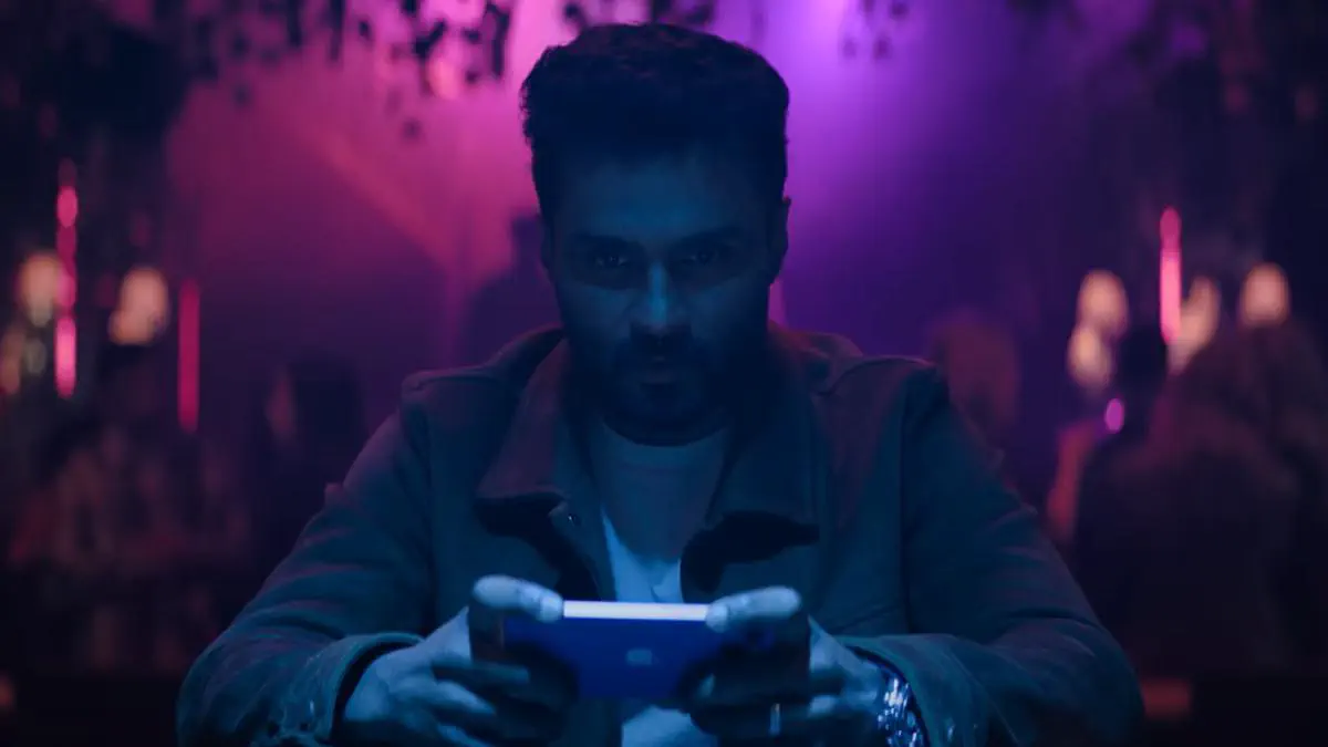 Image of scene from the film Karam