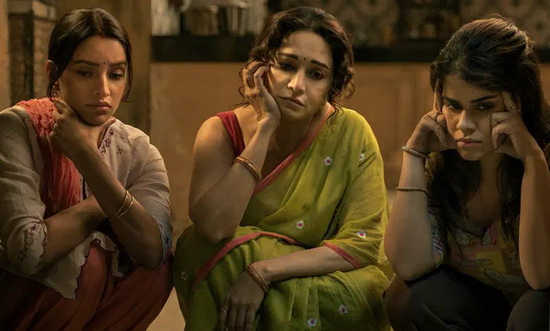 Image of scene from the film Maa Behen