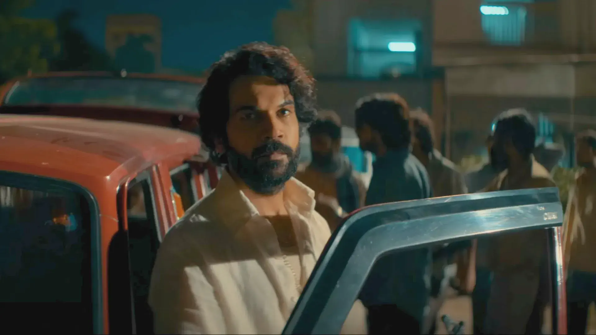 Image of scene from the film Maalik
