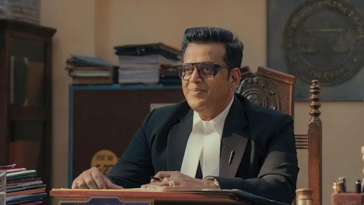 Image of scene from the film Maamla Legal Hai S02