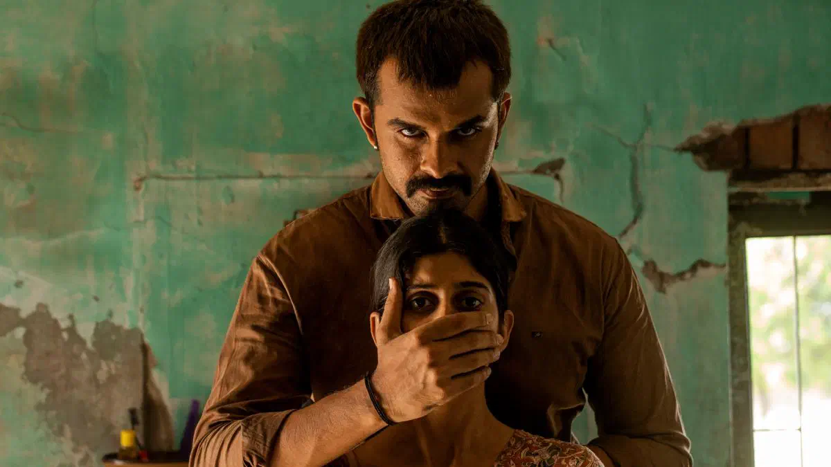 Image of scene from the film Maaran