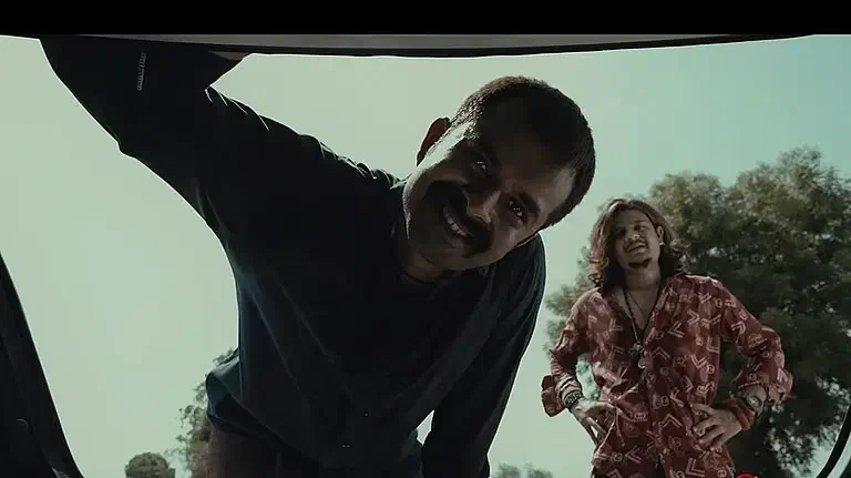 Image of scene from the film Maaran