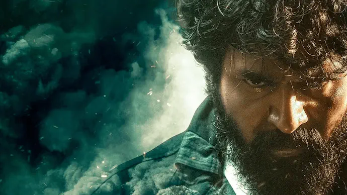 Image of scene from the film Madharaasi