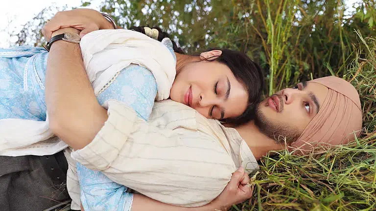 Image of scene from the film Main Vaapas Aaunga
