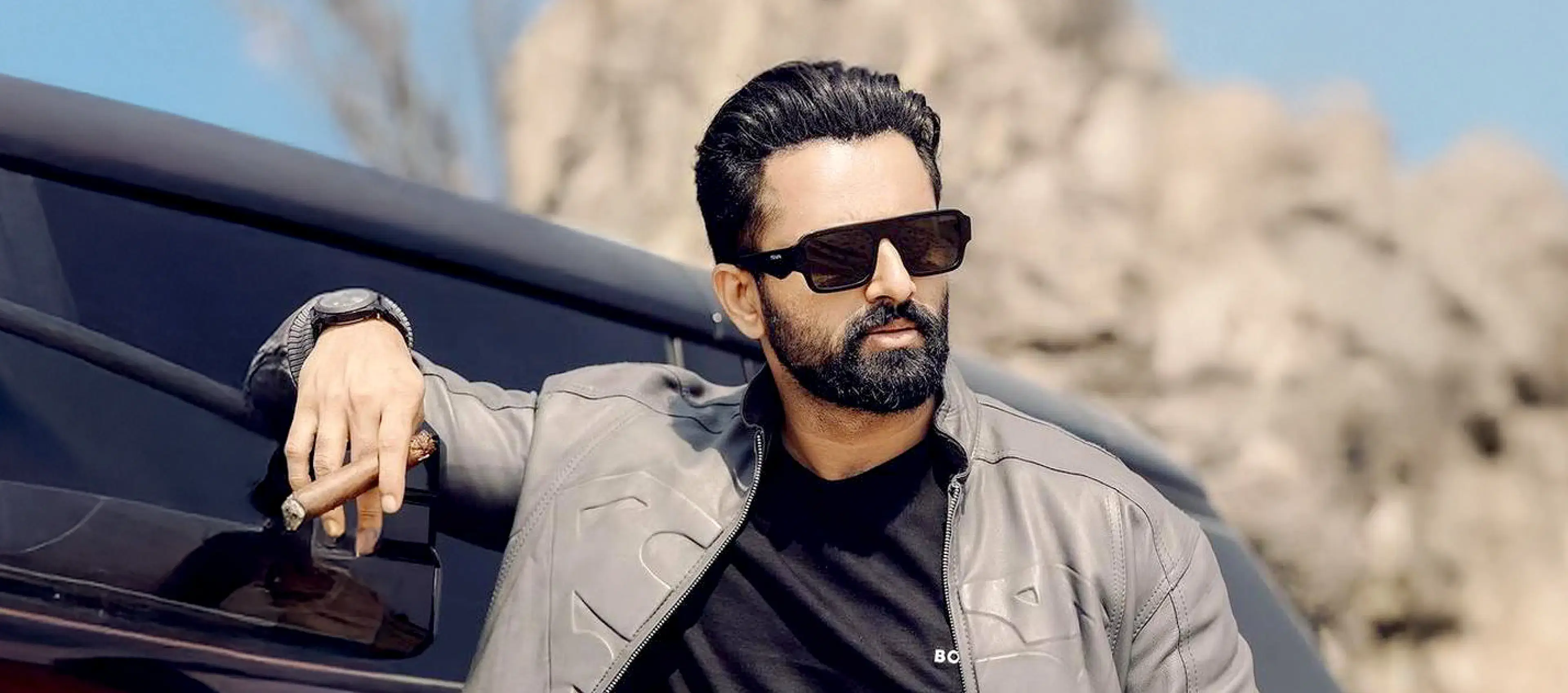 Image of scene from the film Marco