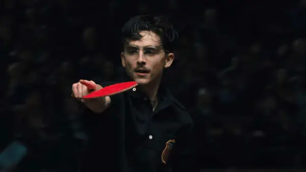 Image of scene from the film Marty Supreme