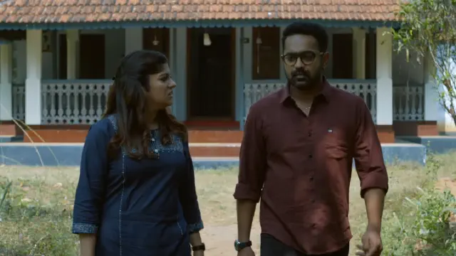 Image of scene from the film Mirage