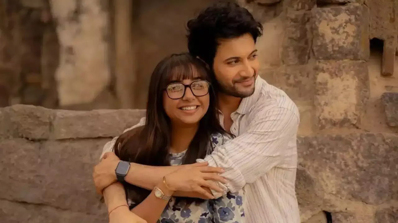 Image of scene from the film Mismatched S03