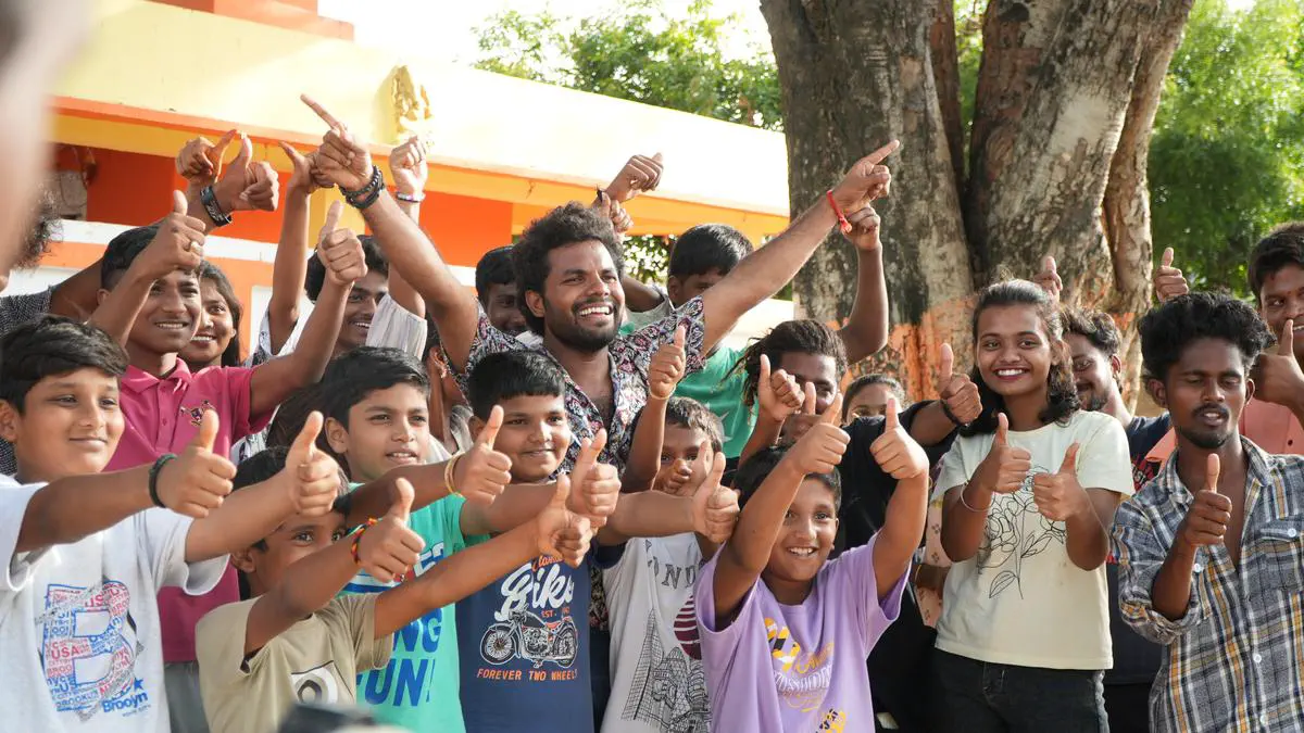 Image of scene from the film Mothevari Love Story