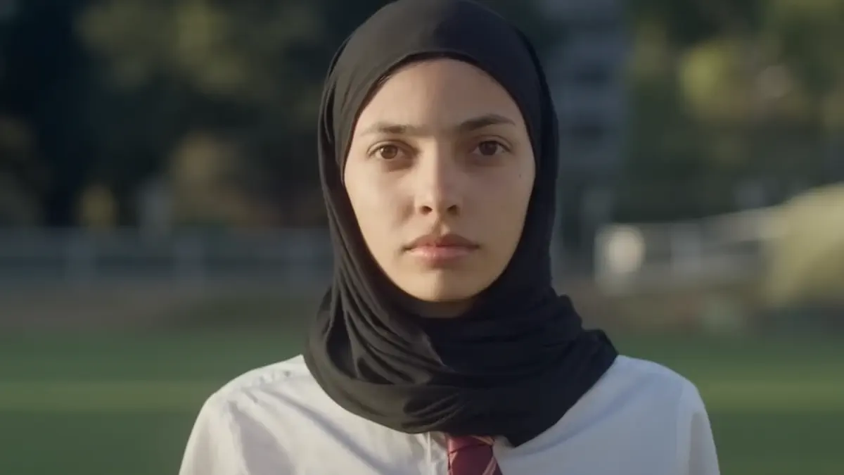 Image of scene from the film My Melbourne