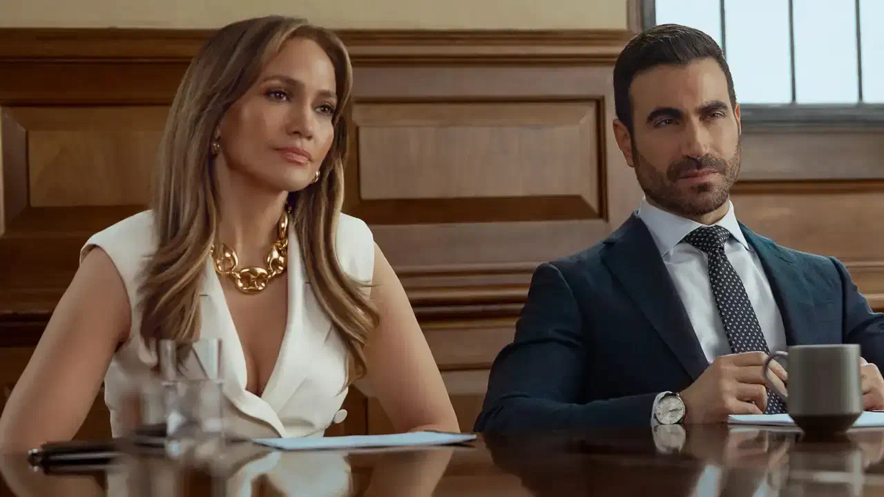 Image of scene from the film Office Romance