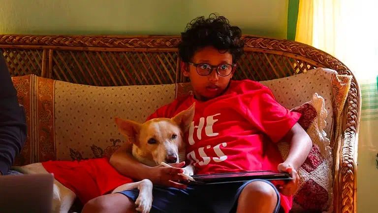 Image of scene from the film Ohh My Dog