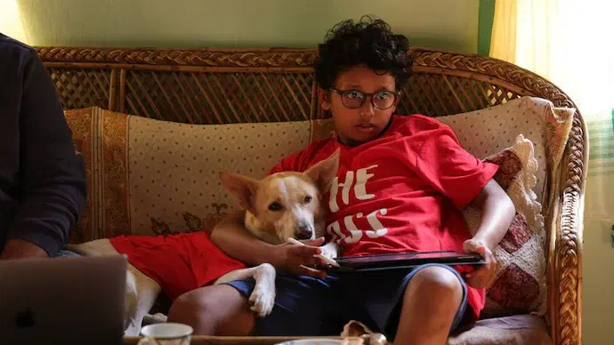 Image of scene from the film Ohh My Dog